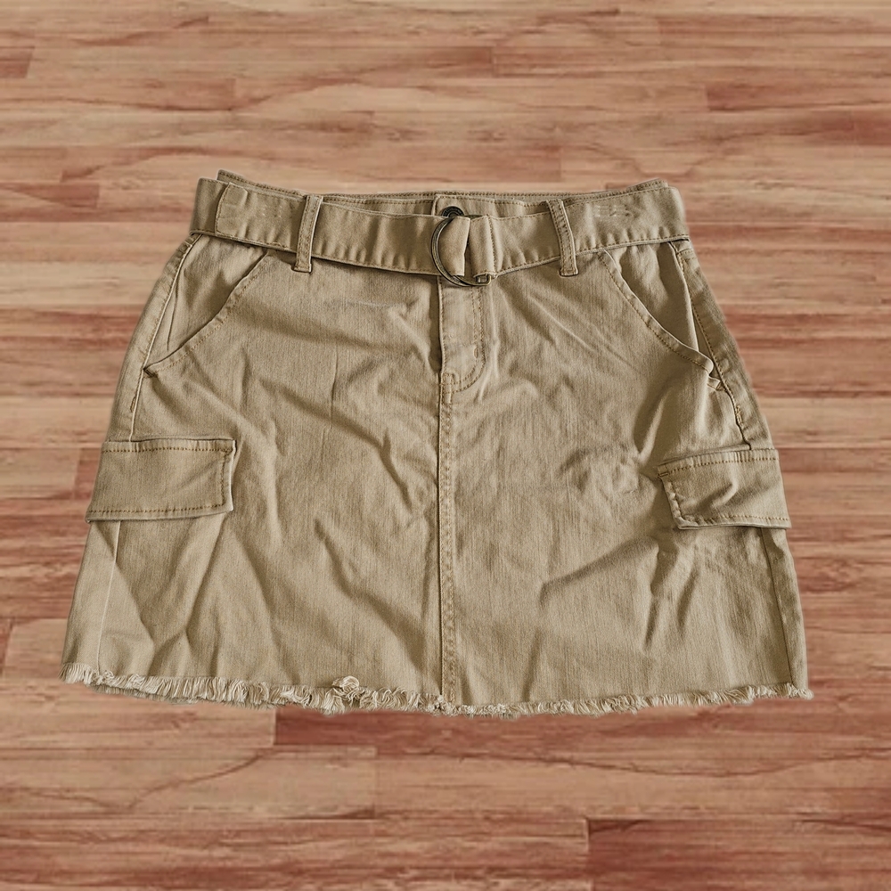 SO Size 9 Stretchy Khaki Skirt With Belt